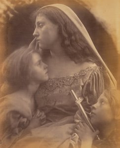 神聖な家族 作： Julia Margaret Cameron